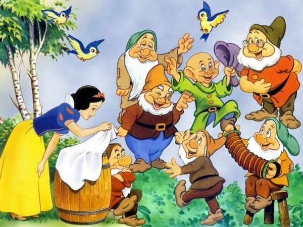 BLANCHE NEIGE ET LES SEPTS NAINS